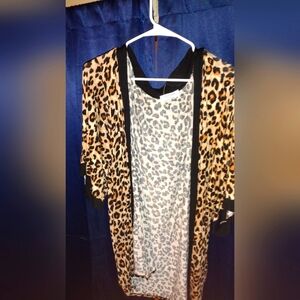 Leopard kimono